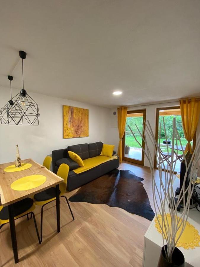 Ferienwohnung Apartma Lupis Podvolovljek Exterior foto
